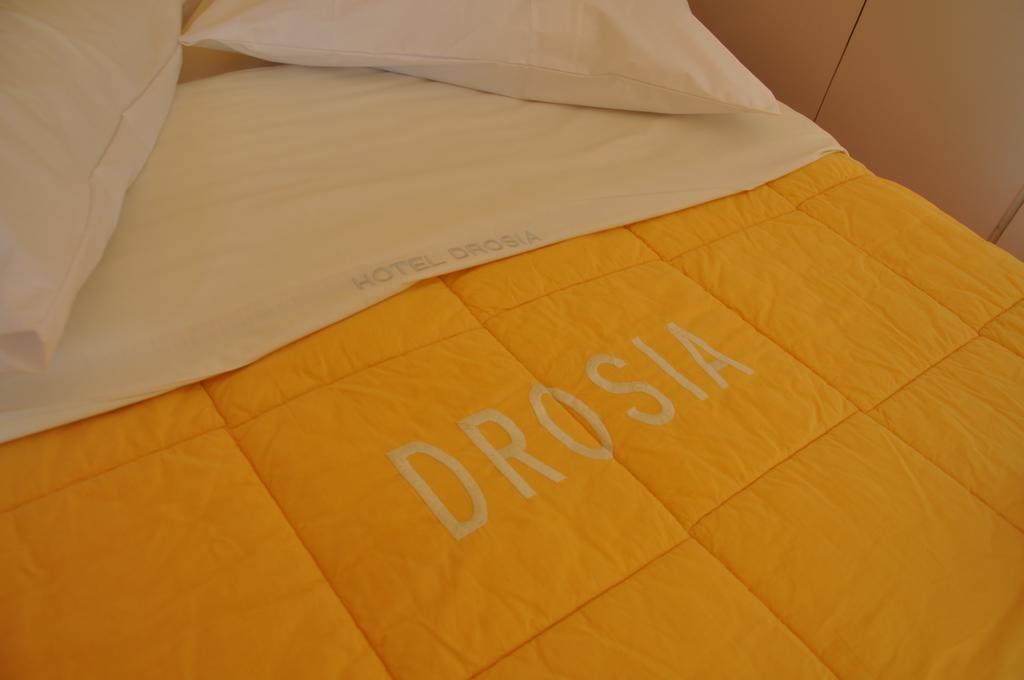 Hotel Drosia Месіні Екстер'єр фото